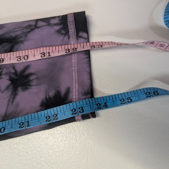 NWOT Lululemon Limited Edition Tie-Dyed Size 4 - Picture 5 of 16